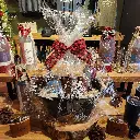 Gold Rum & Cranberry Basket