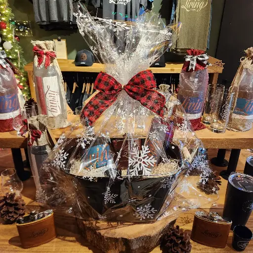 Gold Rum & Cranberry Basket